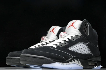 Hyperoad Metallic Jordan Air 5 “Black Reimagined” 0713